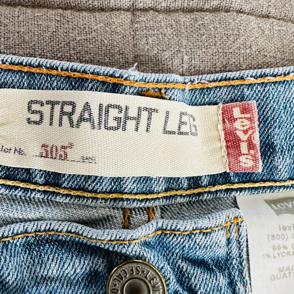 Levis 505 Women's Size 14M Light Wash Straight Leg Jeans Y2K Mom Denim Blue - Picture 5 of 9